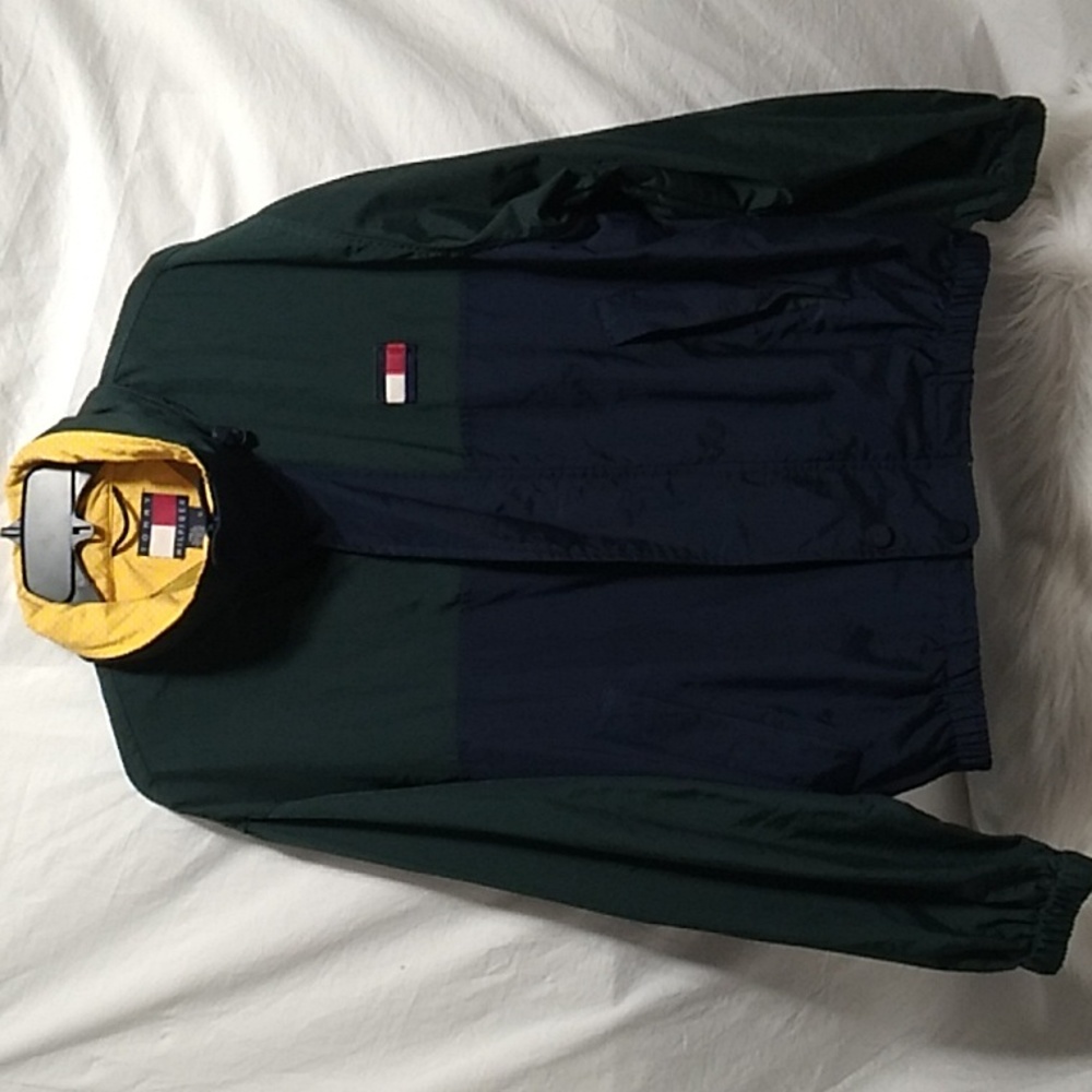 (D-13) Tommy Hilfiger Vtg 90's Zip Up Coat W/Hidden Hood In Collar Sz.M
